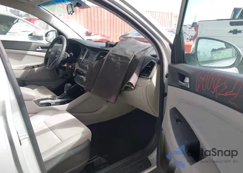 2018 Hyundai Tucson Se из США, поврежденный, VIN KM8J2CA48JU698414